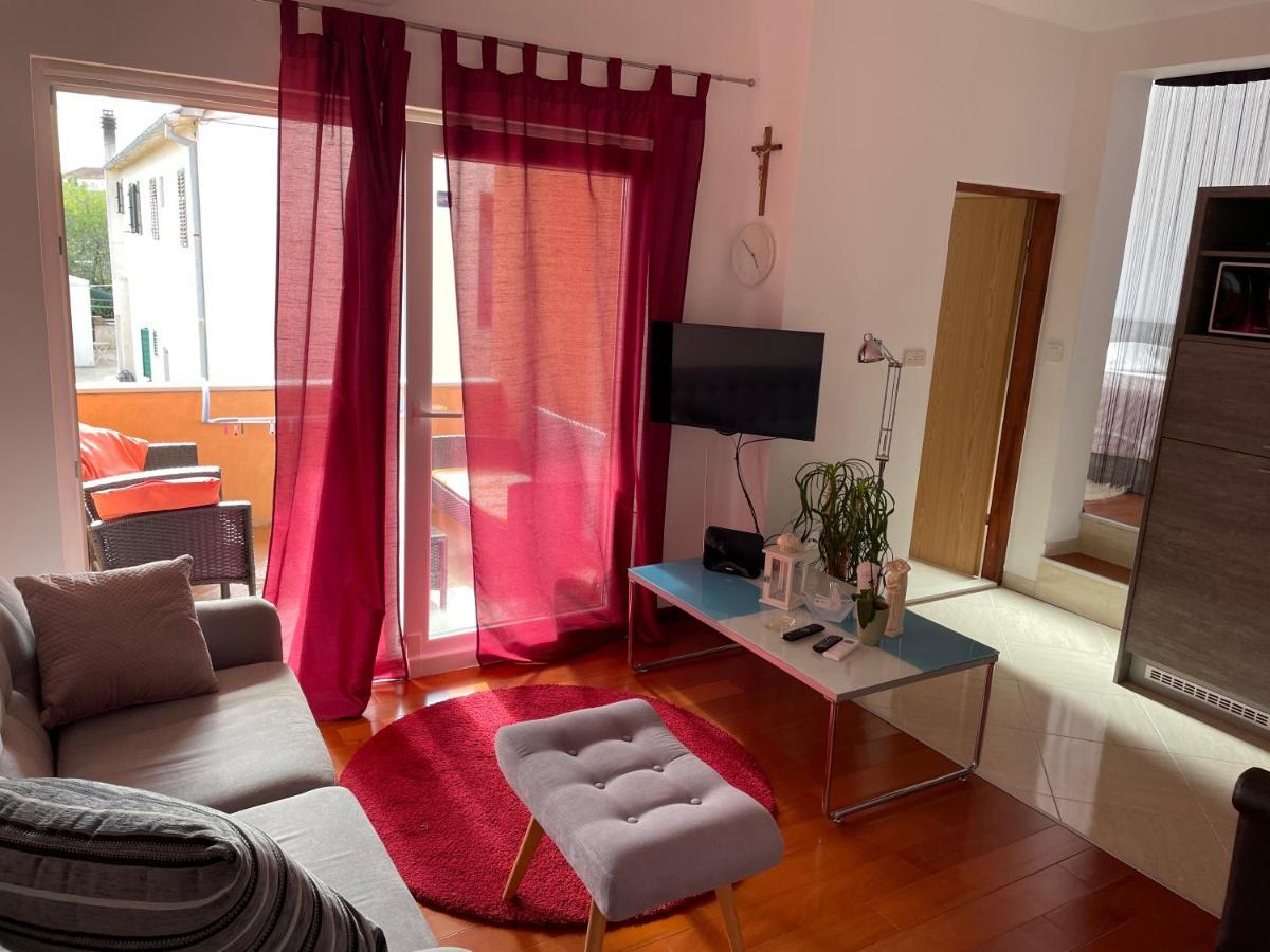 Apartments Dumina มูร์แตร์ ภายนอก รูปภาพ