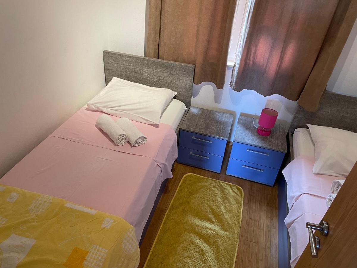 Apartments Dumina มูร์แตร์ ภายนอก รูปภาพ
